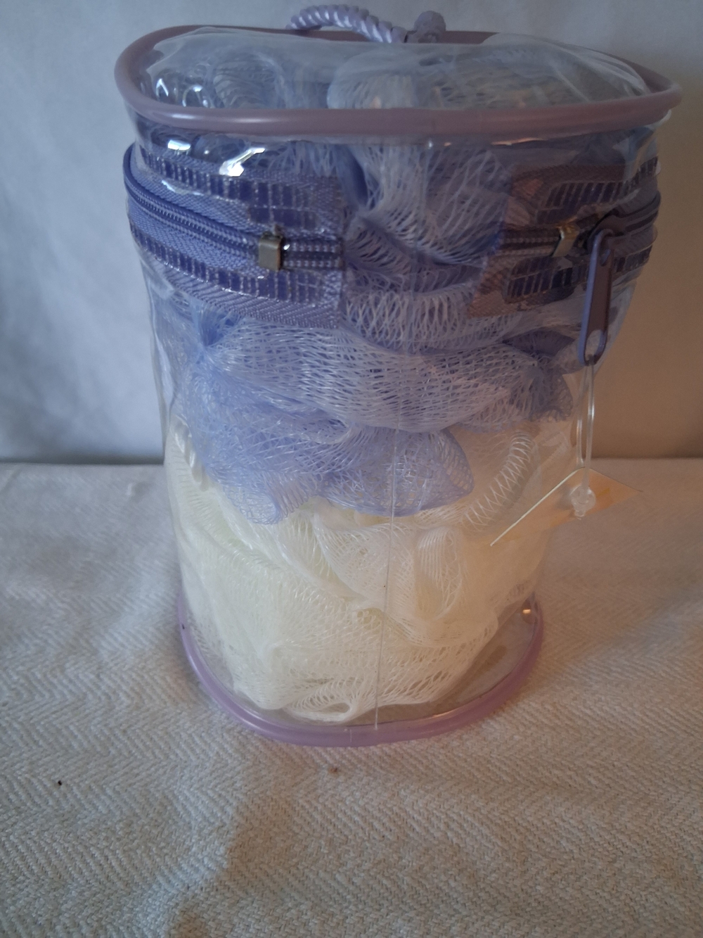 Women Bath & Body Dual Pack Shower Loofas  Set - Lavender & Cream